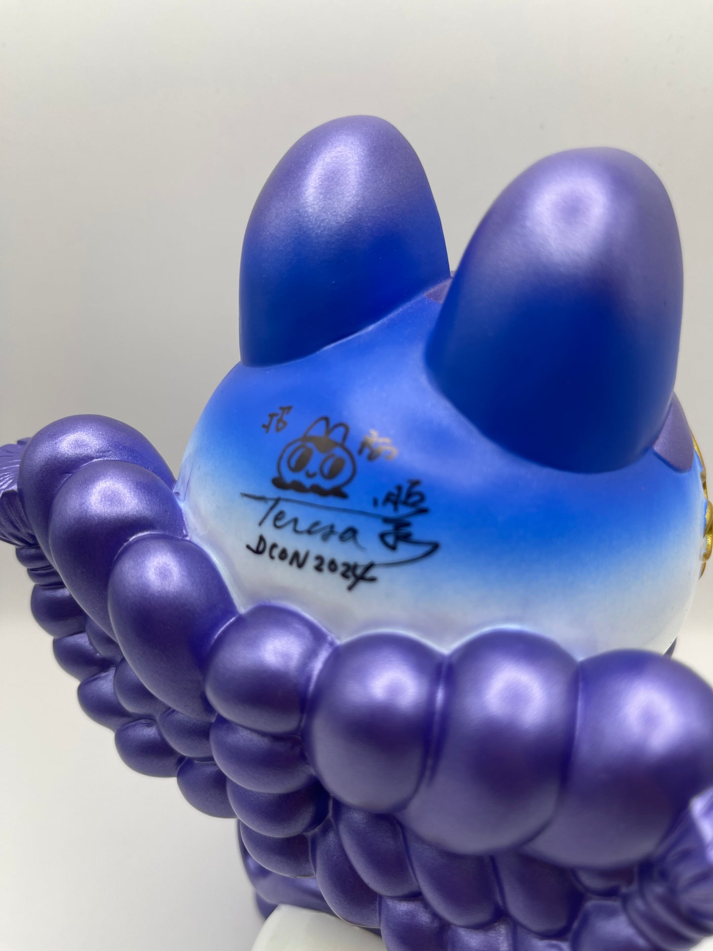 Inu Harigon by Teresa Chiba Signed Figure